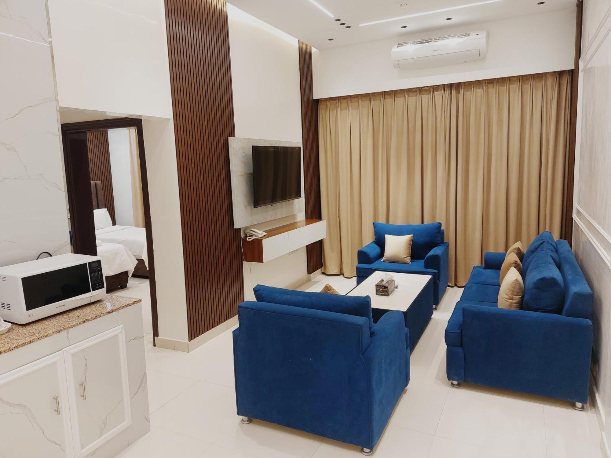 Mabahj Garnatha Hotel Apartments Suhar Exterior foto