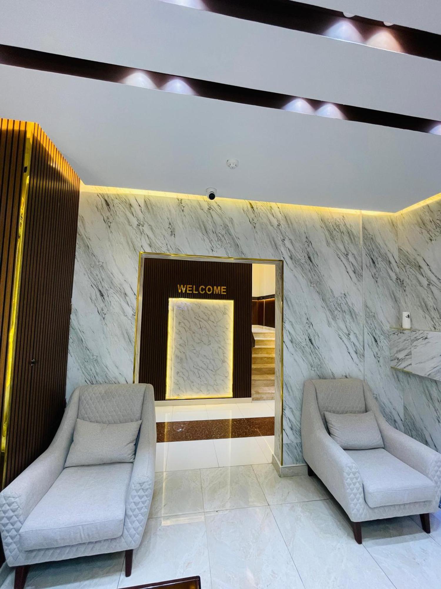 Mabahj Garnatha Hotel Apartments Suhar Exterior foto